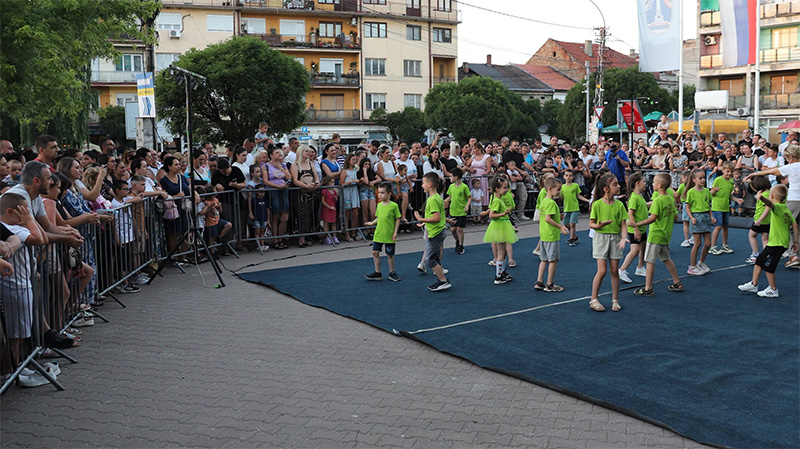 Juče zvanično počelo „Leto u Vlasotincu – LUVL 2026“