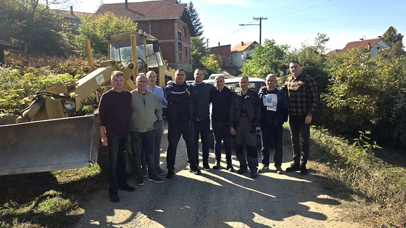 U toku ugradnja grebanog asfalta u Samarnici